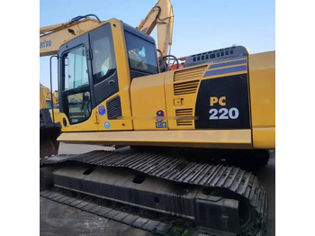 Lintekskavaator KOMATSU PC220-8