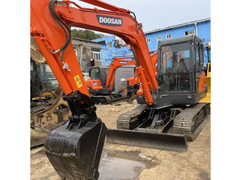 Lintekskavaator DOOSAN DX60W