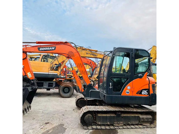 Lintekskavaator DOOSAN DH60-7