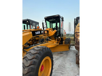 Ehitusmasinad CATERPILLAR 140K