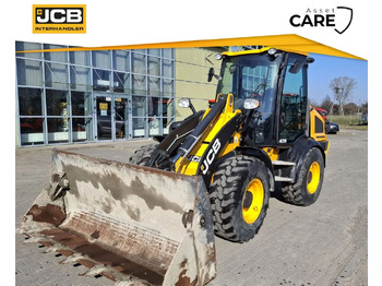 Ratastel ekskavaator JCB 409