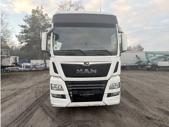 Tent veoauto MAN TGX 26.460