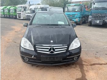 Auto MERCEDES-BENZ