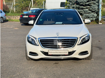 Sedaan MERCEDES-BENZ