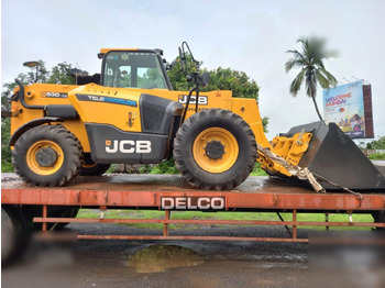 Teleskooplaadur JCB