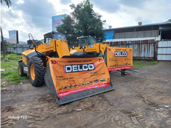 Teleskooplaadur JCB
