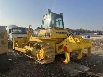 Buldooser KOMATSU D85