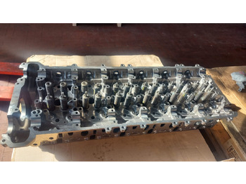 Mootori pea LIEBHERR