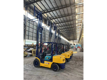 Diiseltõstuk KOMATSU