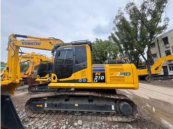 Lintekskavaator KOMATSU PC210LC-8