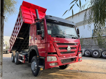 Kallurauto SINOTRUK HOWO