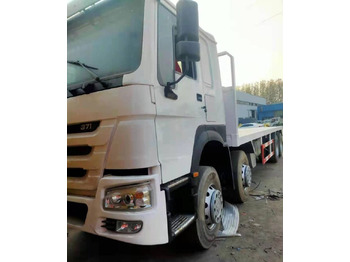 Tsisternauto SINOTRUK HOWO