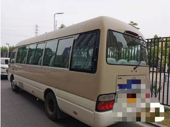 Toyota Coaster liising Toyota Coaster: pilt 2