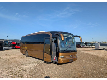 Kaugsõidu buss MERCEDES-BENZ Tourino