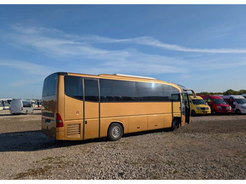 Kaugsõidu buss Mercedes-Benz Tourino: pilt 4