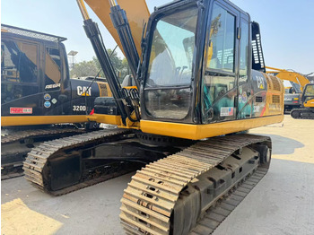 Lintekskavaator CAT 330D: pilt 3
