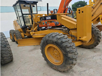 Teehöövel CATERPILLAR 140H