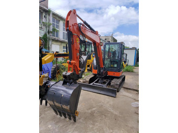 Miniekskavaator HITACHI ZX55