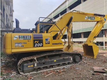 Lintekskavaator KOMATSU PC200-8