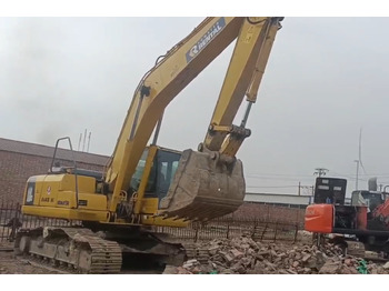 Lintekskavaator KOMATSU PC200-8