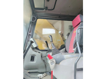 Lintekskavaator SANY SY215C-9: pilt 3