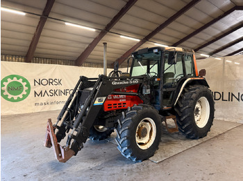 Traktor VALMET