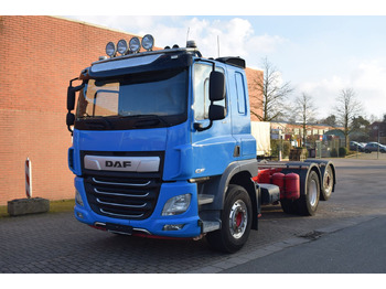 Kabiinišassiiga veoauto DAF CF 450