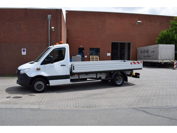 Madelauto MERCEDES-BENZ Sprinter 514