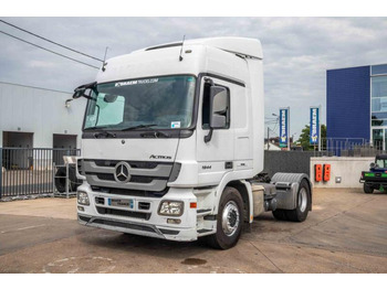 Sadulveok MERCEDES-BENZ Actros 1844