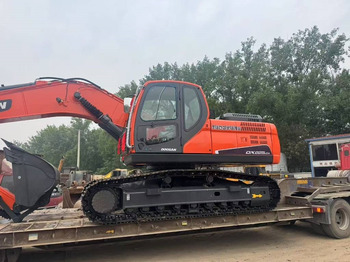 Lintekskavaator Doosan DX 225 LCA: pilt 4
