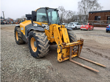 Teleskooplaadur JCB