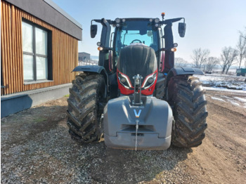 Traktor Valtra T, 74 LFTN D5, 235 D: pilt 2