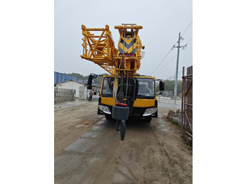 Autokraana XCMG QY70K QY70KC XCT70 70T Crane: pilt 3 Autokraana XCMG QY70K QY70KC XCT70 70T Crane: pilt 3
