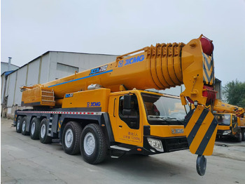 Autokraana XCMG XCA260