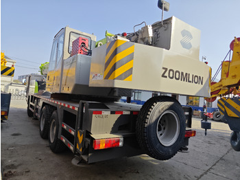 Autokraana ZOOMLION ZTC250V