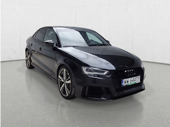 Sedaan AUDI