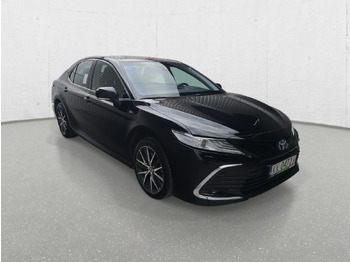 Sedaan TOYOTA