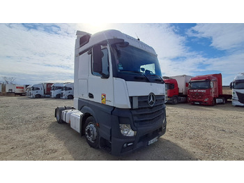 Sadulveok MERCEDES-BENZ Actros 1845