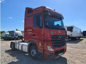 Sadulveok MERCEDES-BENZ Actros