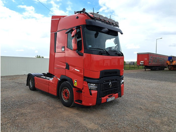 Sadulveok RENAULT T 520
