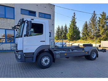 Kabiinišassiiga veoauto MERCEDES-BENZ Atego 1624
