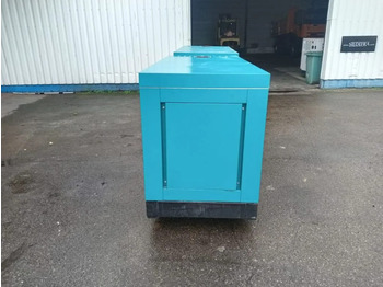 Uus Generaatorikomplekt Giyi GY50 , 62.5 Kva , New Diesel Generator . 3 Phase: pilt 5