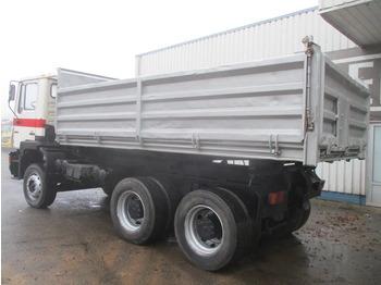 Kallurauto MAN 26 322 ZF Manual , 6x4 , 3 way tipper , Spring suspension: pilt 5