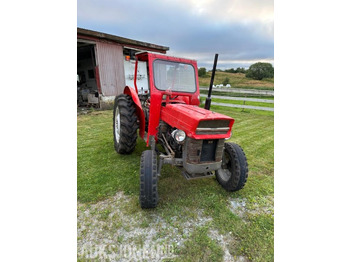 Traktor MASSEY FERGUSON 1000 series