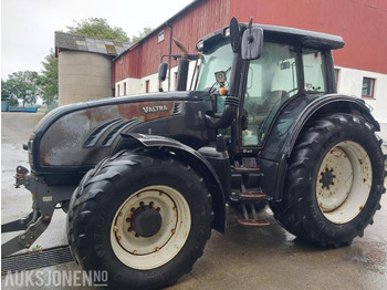 Traktor VALTRA T202