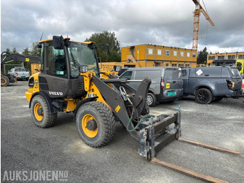 Rataslaadur VOLVO L25