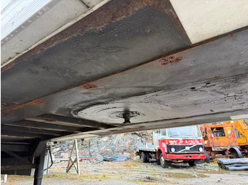 Haagis Bussbygg Frysesemi m/ Thermo King kjøleaggregat og Zepro bakløfter: pilt 4 Haagis Bussbygg Frysesemi m/ Thermo King kjøleaggregat og Zepro bakløfter: pilt 4