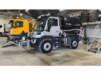 Veoauto UNIMOG