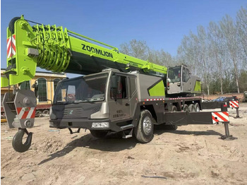 Autokraana ZOOMLION ZTC900V