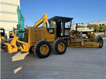 Teehöövel CATERPILLAR 140K